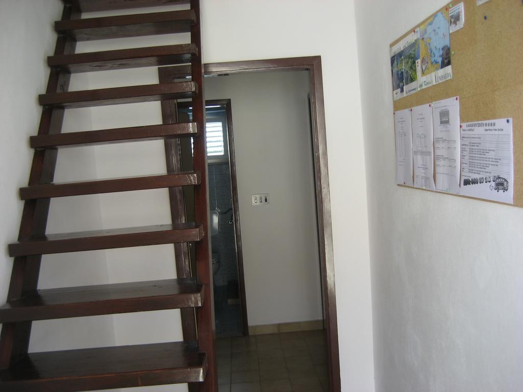 Apartments Katica Lumbarda Ruang foto