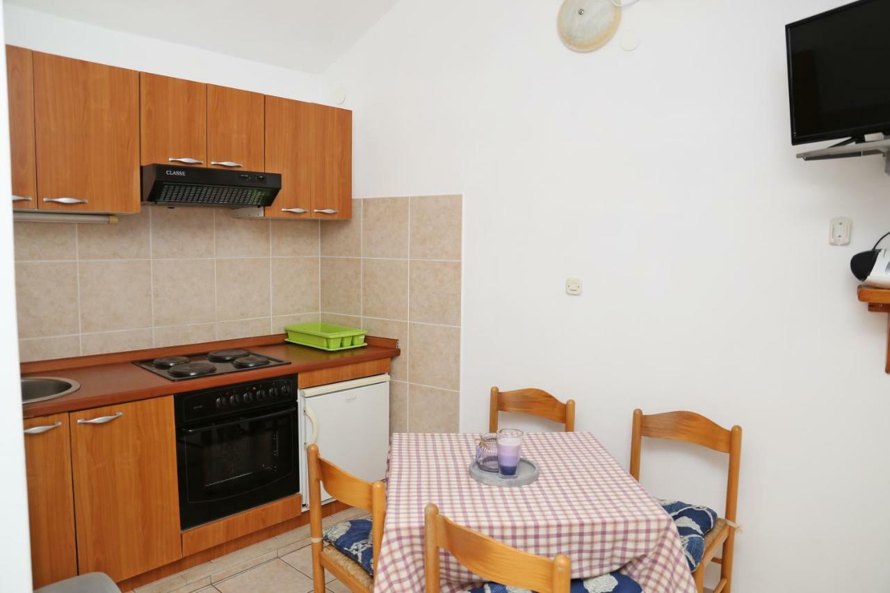Apartments Katica Lumbarda Bagian luar foto